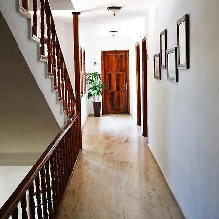 Oskay Hotel