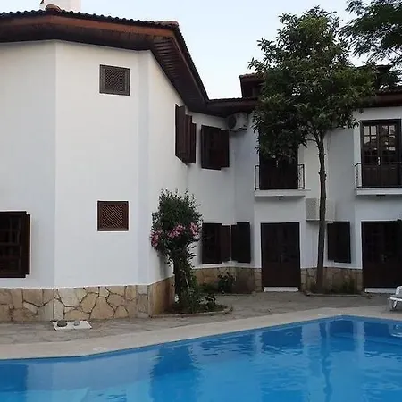 Hotel Oskay 3*
